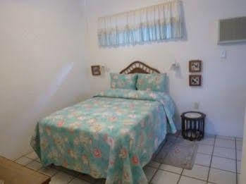 Baldwin'S Guest House Cozumel Exterior photo